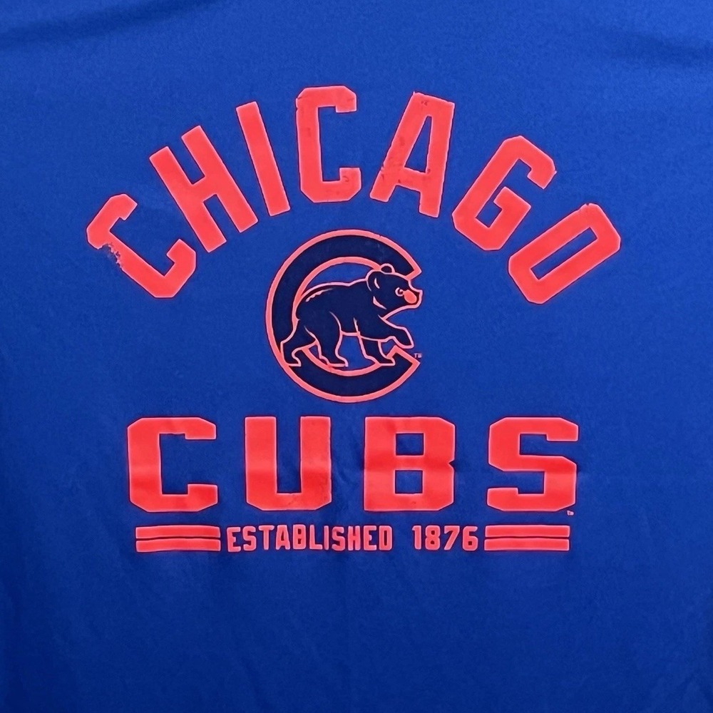 Chicago‎ Cubs True Fan Men's Large T -Shirt Blue Red Moisture Wicking MLB